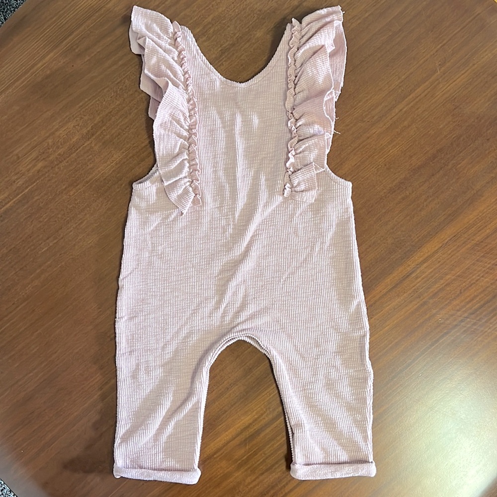 Ruffled jumper